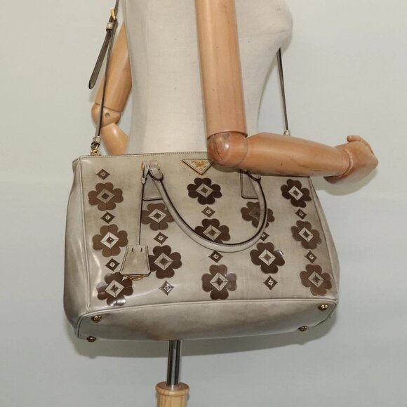 PRADA Hand Bag Enamel 2way Beige Gold Auth - Picture 14 of 16